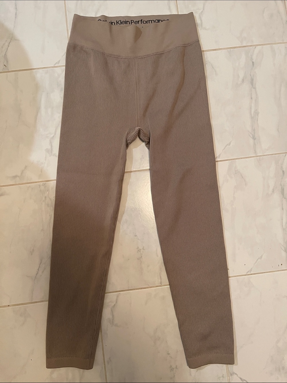 Calvin Klein Performance Ribbed Leggings in Taupe Brown with black stripes. EUC